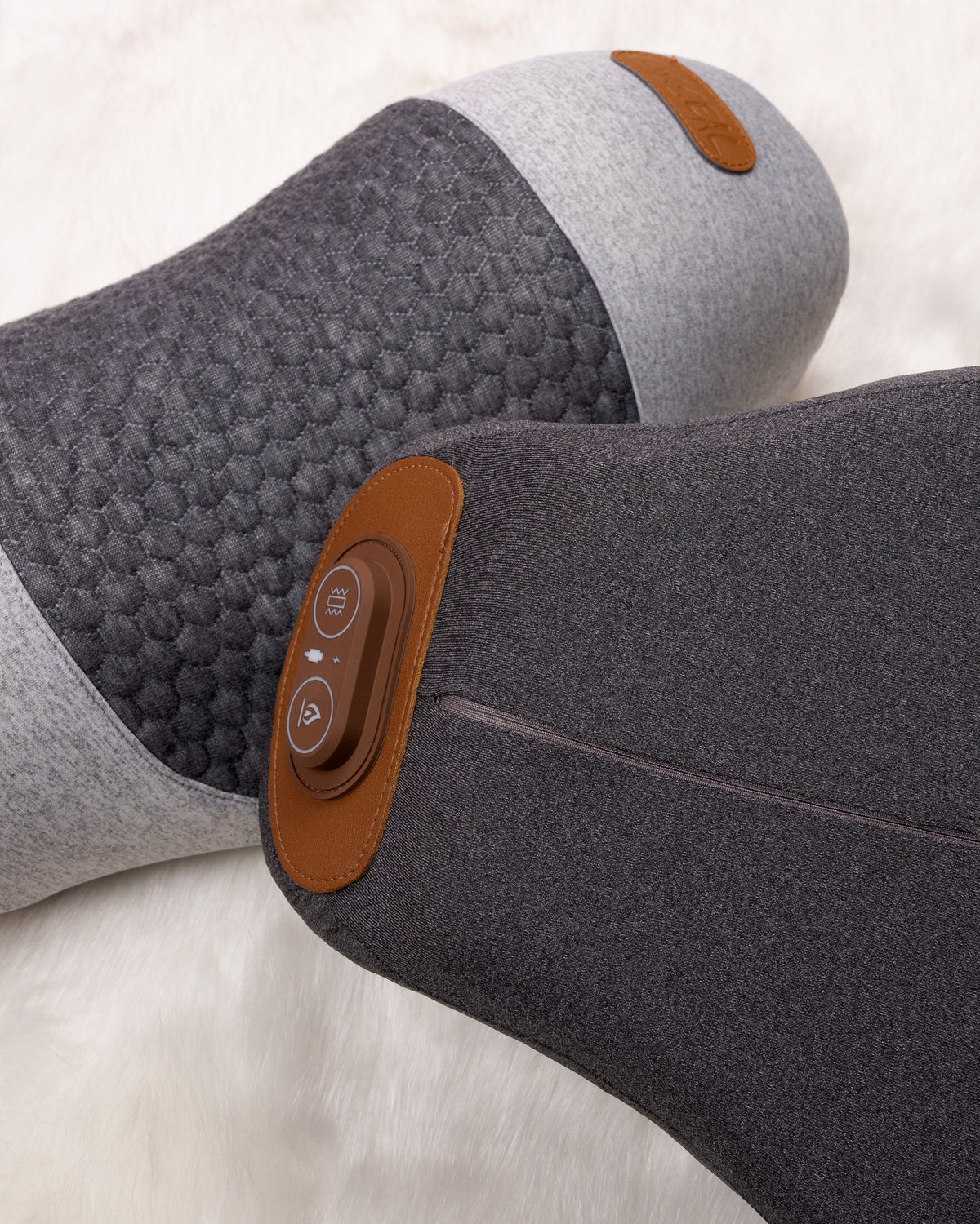 Massaging Neck Pillow 